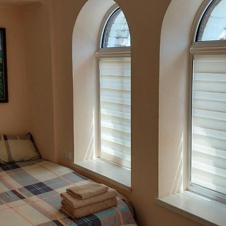 Bunker Best Mini-Hotel Киев Екстериор снимка