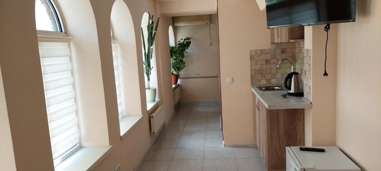 Bunker Best Mini-Hotel Киев Екстериор снимка