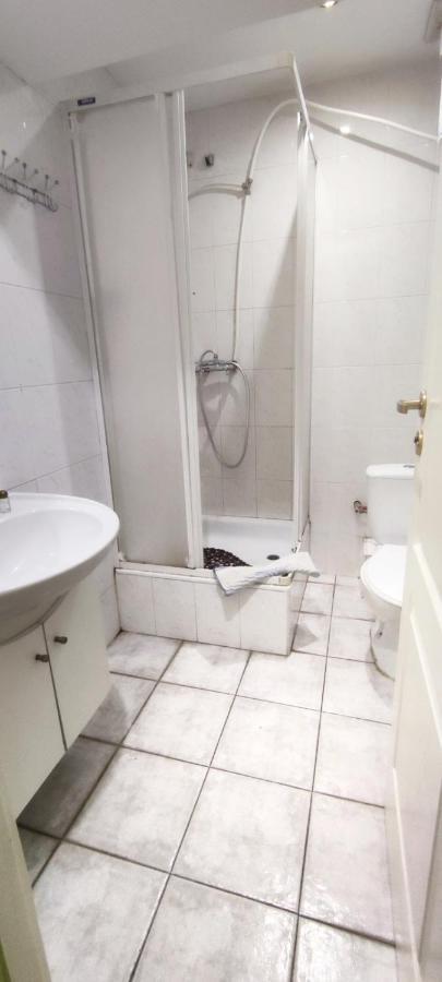 Bunker Best Mini-Hotel Киев Екстериор снимка
